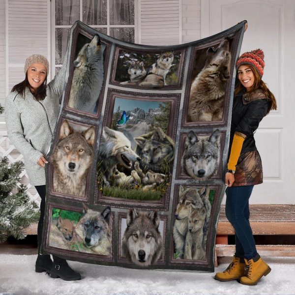 3d Grey Wolf Wild Animals Fleece Blanket - Image 2